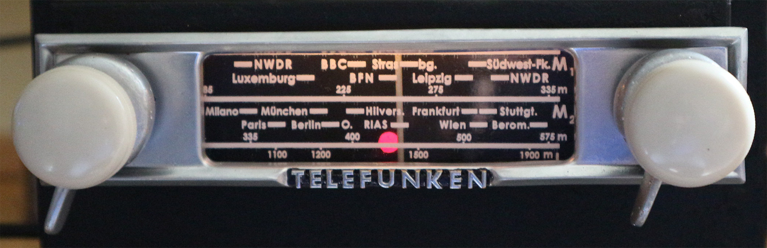 TELEFUNKEN Autosuper IIA51O, original Rhren-Radio